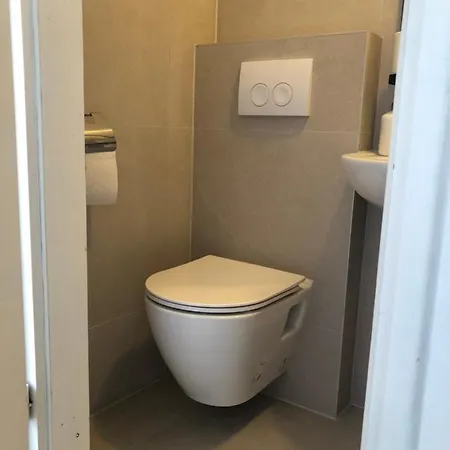 Casa de hóspedes Marta 3*